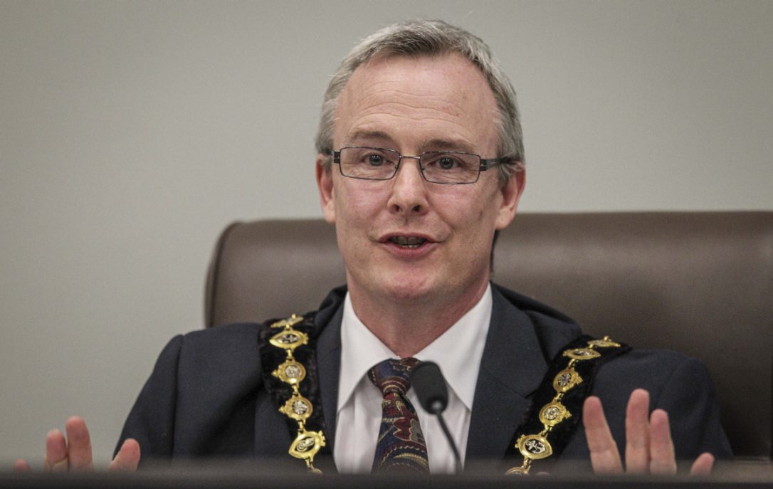 You are currently viewing Oshawa Mayor John Henry calls city a story of ‘economic success’